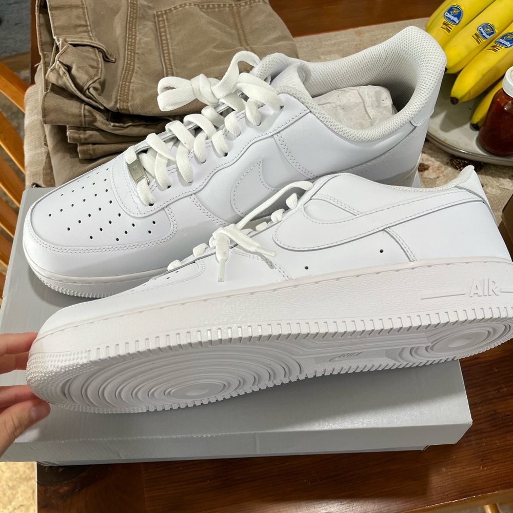Never worn men’s size 14 Air Force ones